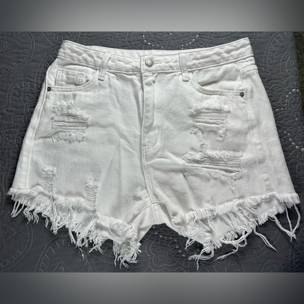 SHEIN Women’s White Denim Shorts Size L